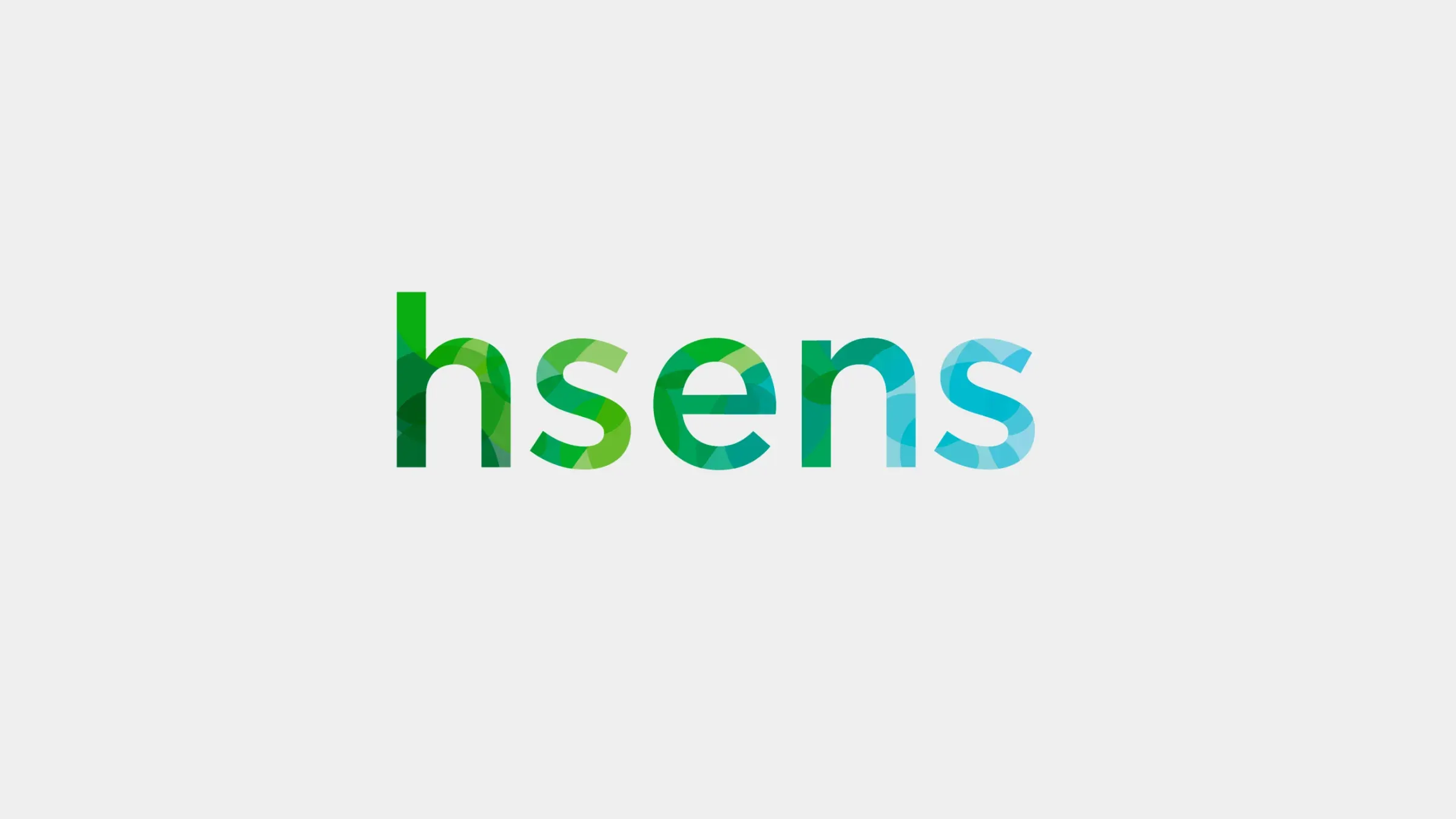 Logotipo hsens en verdes y azules sobre fondo claro